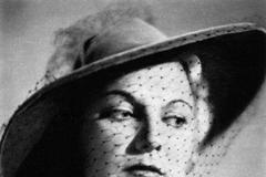 Jiřina ŠTĚPNIČKOVÁ, herečka