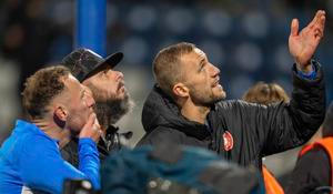 Tomáš Souček (vpravo) a Vladimír Coufal (vlevo) po utkání Česka s Gibraltarem