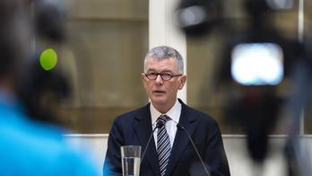 Šéf britské rozvědky: Putin si ukousl příliš velké sousto. Jak Rusko upadá, tak Čína stoupá