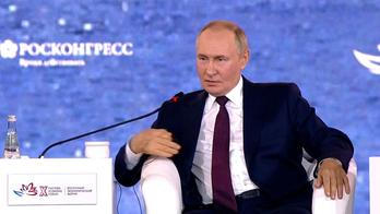 Veřejná roztržka Putina s šéfem Sberbank. Bankéřova slova doprovázel ruský vůdce tvrdým pohledem