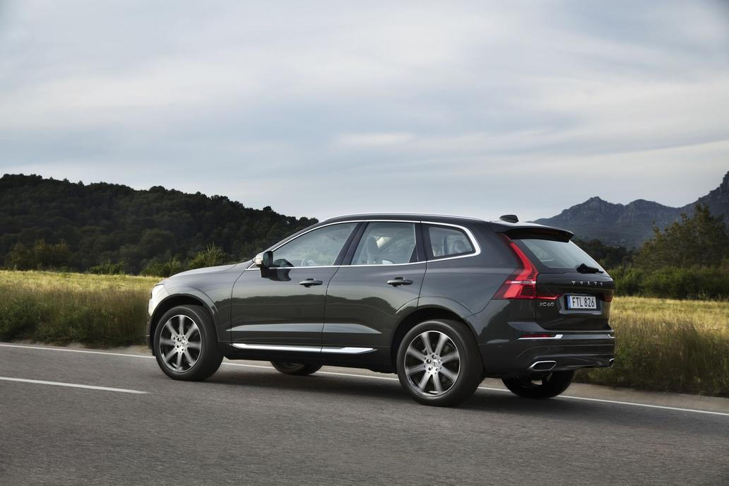Žebříček uzavírá Volvo XC60 a 1738 ojetin.
