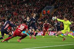 Matěj Kovář a jeden z jeho zákroků 