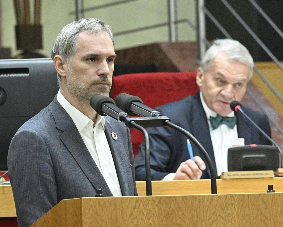 Zdeněk Hřib, magistrát, Praha, zastupitelstvo, Pirát, náměstek Zdeněk Hřib, magistrát, Praha, zastupitelstvo, Pirát, náměstek