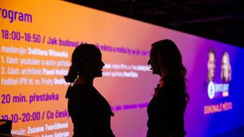 Spotlight Public - Dokonalé město