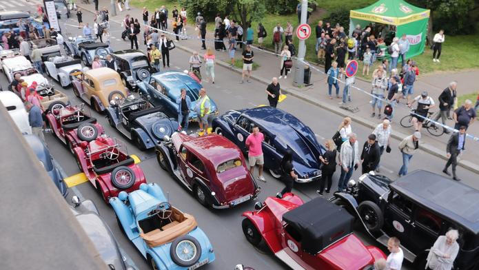 1000 mil československých 2023