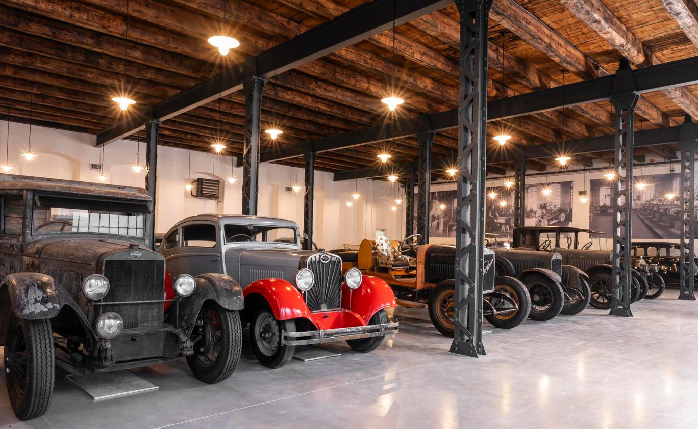 Depozitář ve Škoda Muzeu