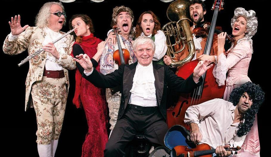 Inscenace Mejdan s Mozartem aneb Opera má tuhý kořínek.