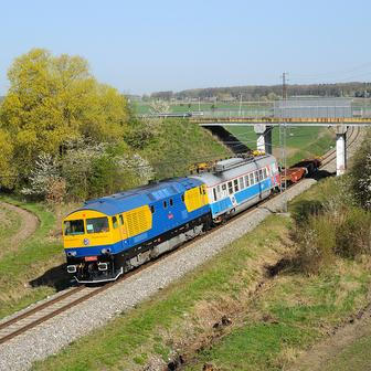 Kyklop při testování na zkušebním okruhu v Cerhenicích často využívá svou maximální rychlost 140 km/h.
