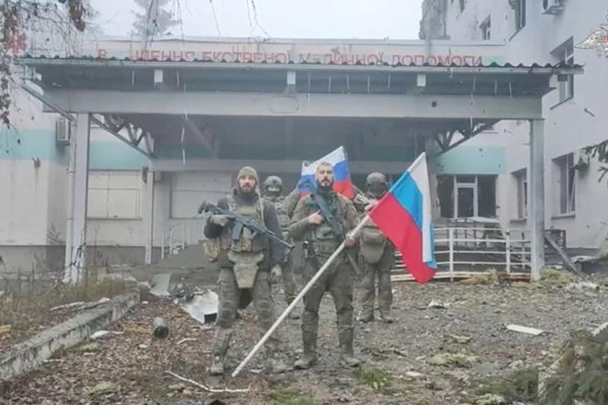 Rusové si naběhli videem z Kupjansku. Odhalila je školácká chyba