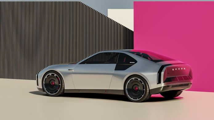 Škoda 110 R moderní