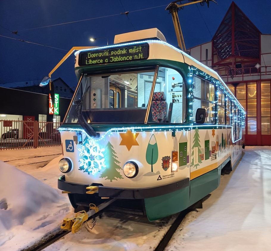 Liberecká vánoční tramvaj