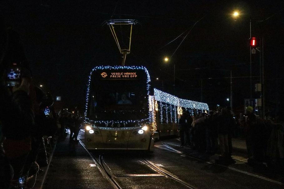 Vánoční tramvaj Praha