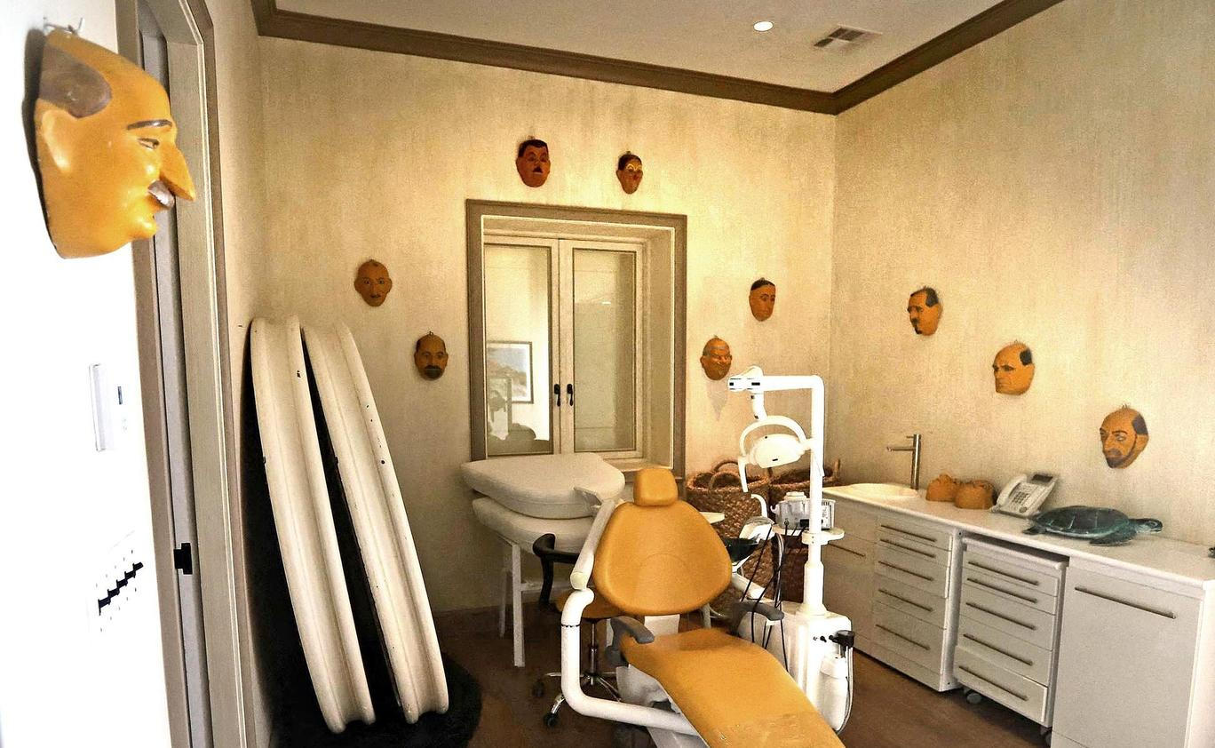 Jeffrey Epstein, ostrov, kriminalita, prostituce