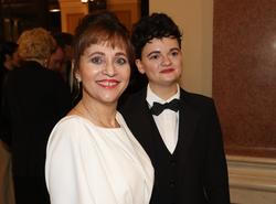  Alena Mihulová a Karolína Kachyňová