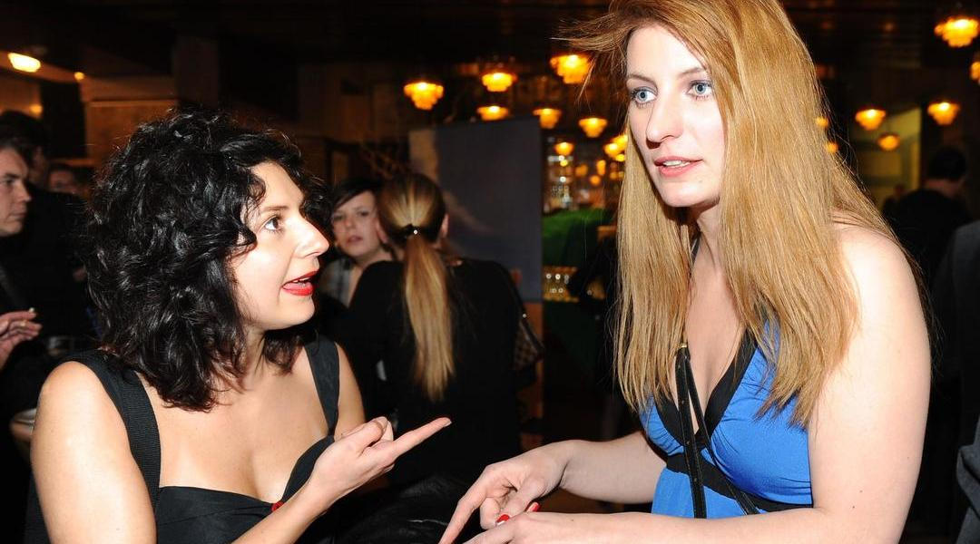 Martha Issová, Anna Polívková