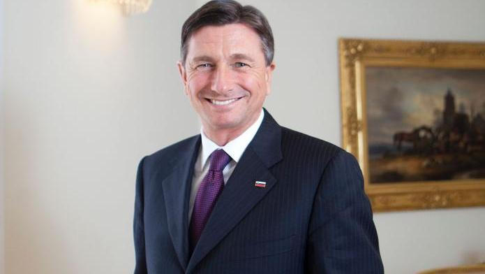 Elegán s dokonalým úsměvem. Slovinský exprezident Borut Pahor teď prodává pyžama.