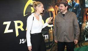 Vítězka druhé řady Zrádců Věra Kirchnerová s Hradním pánem Vojtou Kotkem.