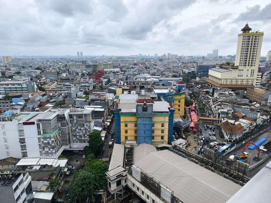 Jakarta, cestovatelka