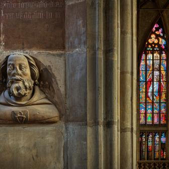 Ukázka z knihy Katedrála svatého Víta - Kamenná koruna království. Autor fotografií Jan William Drnek, nakladatelství NOBART, Praha 2025.