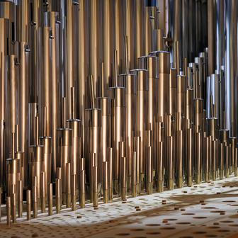 Ukázka z knihy Katedrála svatého Víta - Kamenná koruna království. Autor fotografií Jan William Drnek, nakladatelství NOBART, Praha 2025.