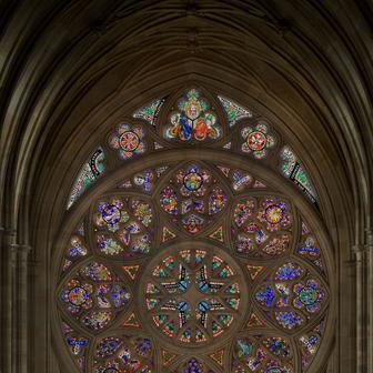 Ukázka z knihy Katedrála svatého Víta - Kamenná koruna království. Autor fotografií Jan William Drnek, nakladatelství NOBART, Praha 2025.