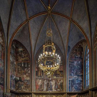 Ukázka z knihy Katedrála svatého Víta - Kamenná koruna království. Autor fotografií Jan William Drnek, nakladatelství NOBART, Praha 2025.