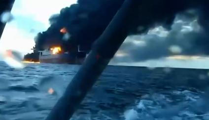 Ukrajina tvrdí, že zasáhla ruské tankery stínové flotily v Černém moři