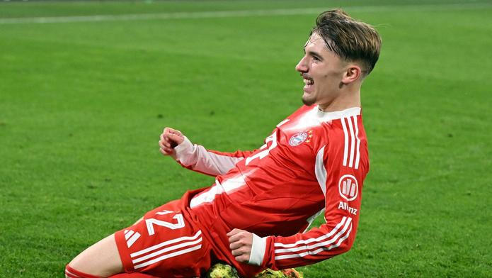 Lennart Karl (Bayern Mnichov)