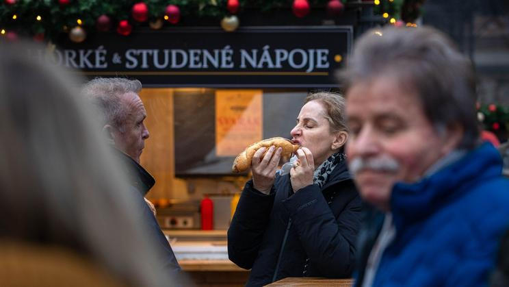 Vánoční trhy, Praha, Staroměstské náměstí a Václavské náměstí