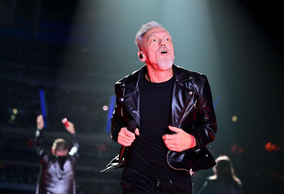 Viktor Dyk, koncert skupiny Lucie.