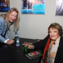 Křest kuchařky Jiřiny Bohdalové - Prababičky pravnoučatům