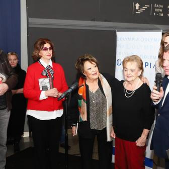 Křest kuchařky Jiřiny Bohdalové - Prababičky pravnoučatům