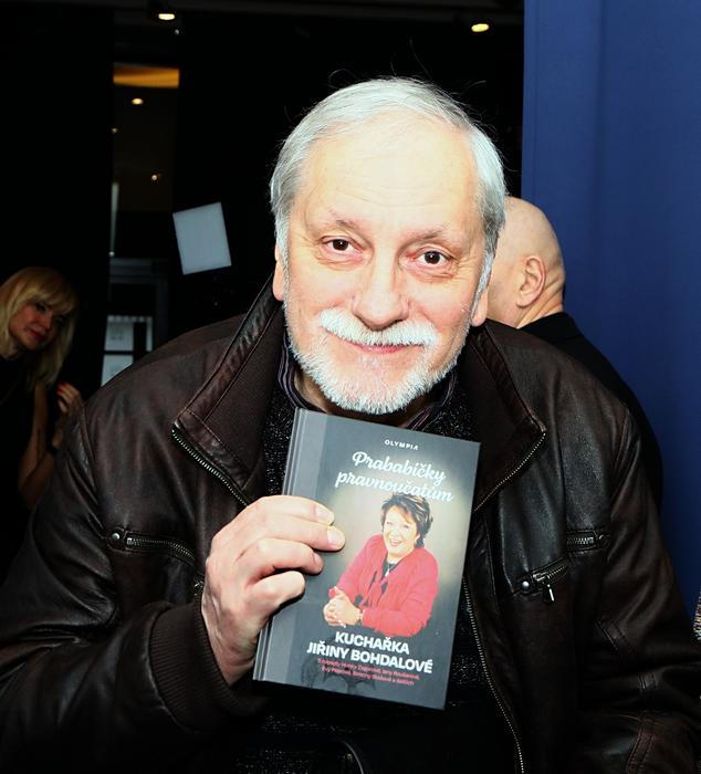 Křest kuchařky Jiřiny Bohdalové - Prababičky pravnoučatům