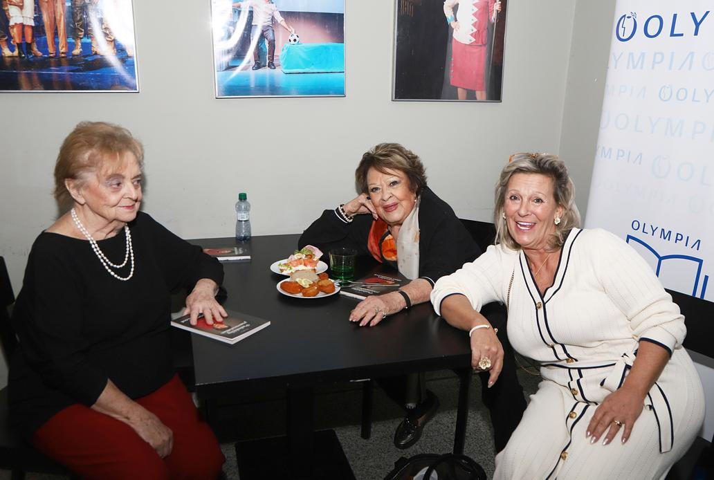 Křest kuchařky Jiřiny Bohdalové - Prababičky pravnoučatům