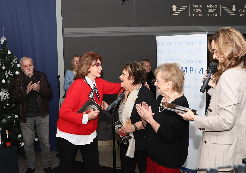 Křest kuchařky Jiřiny Bohdalové - Prababičky pravnoučatům