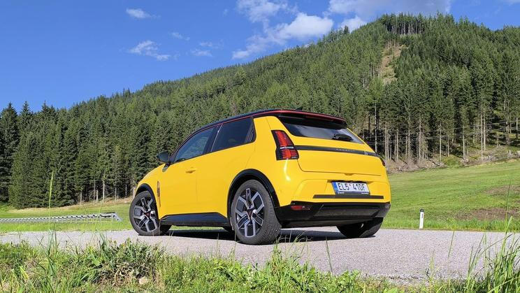 Renault 5 Chorvatsko Alpy