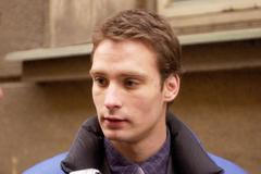 Frank Abagnale, Neuvěřitelné příběhy největších šejdířů historie, podvodník, podvodníci, Magazín