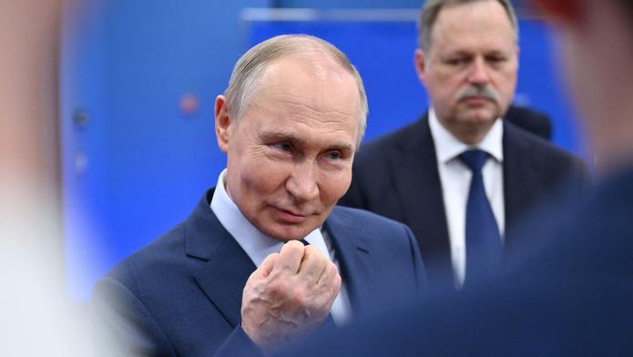 Donald Trump o úrovni ruské delegace v Turecku.