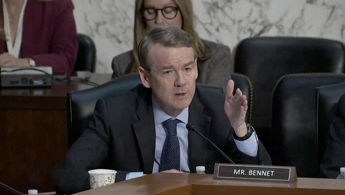 Senátor Colorada griluje ředitele CIA