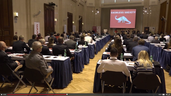 Konference Cashless Society