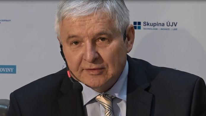 Rusnok: Českou ekonomiku nic neohrožuje, intervence splnily účel, koruna si musí najít novou hranici