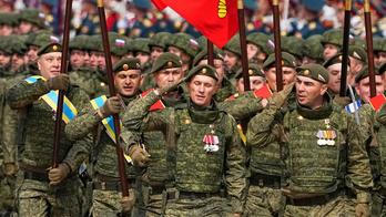 Rusko, vojenská přehlídka, vojáci