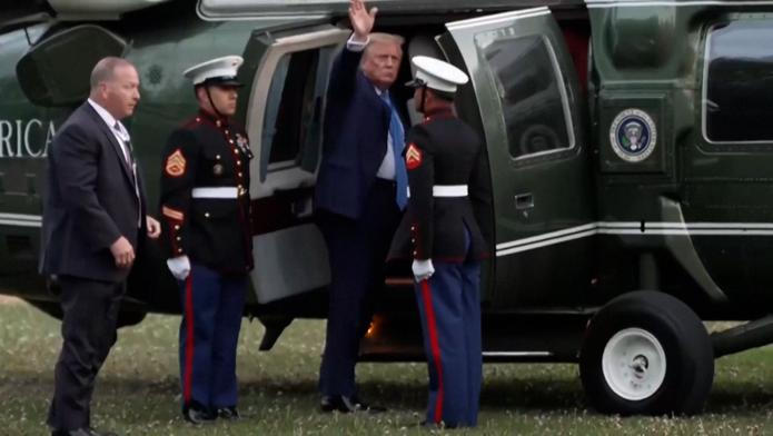 Trump předčasně opustil G7