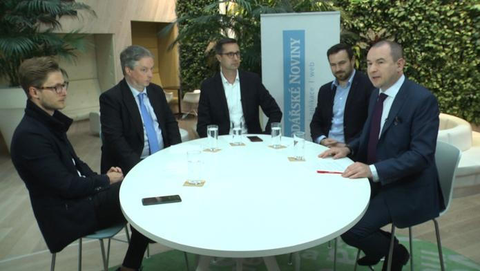 Kulatý stůl: Získávání bankovních klientů pomocí internetu a aplikací