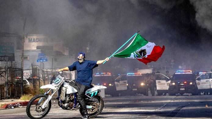 Los Angeles. USA. nepokoje, migranti Trump