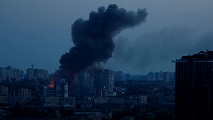 Ukrajinský prezident Volodymyr Zelenskyj popisuje páteční útok Rusů na Kyjev