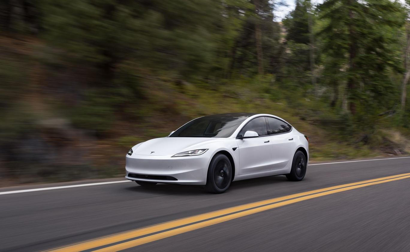 Tesla Model 3 Standard