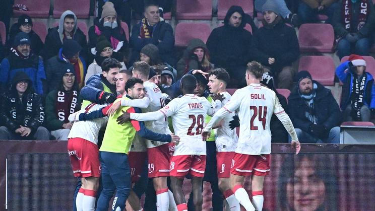 Pardubice se radují z gólu.