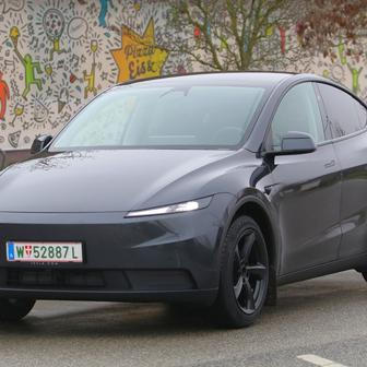 Tesla Model Y Standard