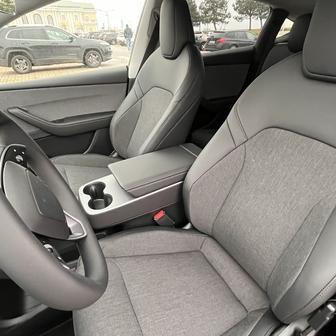 Tesla Model Y Standard